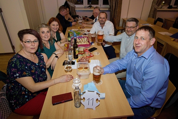 12. hokejový velikonoční ples 46