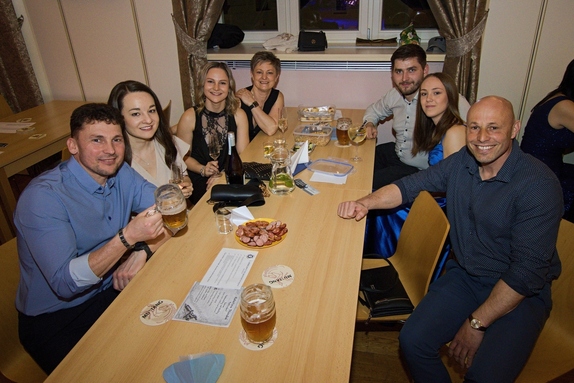 12. hokejový velikonoční ples 47