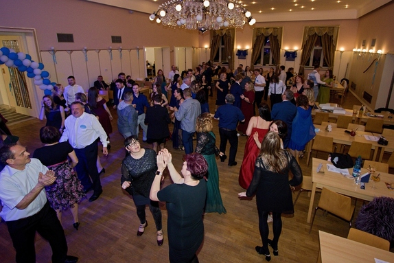 12. hokejový velikonoční ples 9