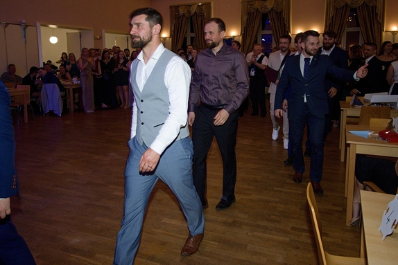 12. hokejový velikonoční ples 35