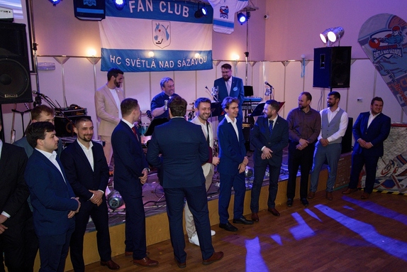 12. hokejový velikonoční ples 44