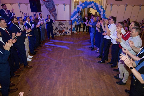 12. hokejový velikonoční ples 48