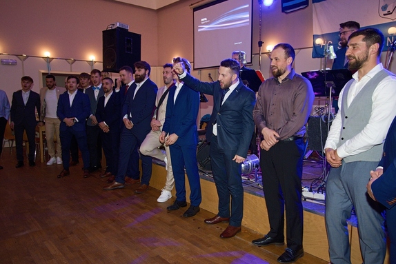 12. hokejový velikonoční ples 52