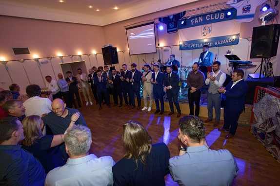 12. hokejový velikonoční ples 56