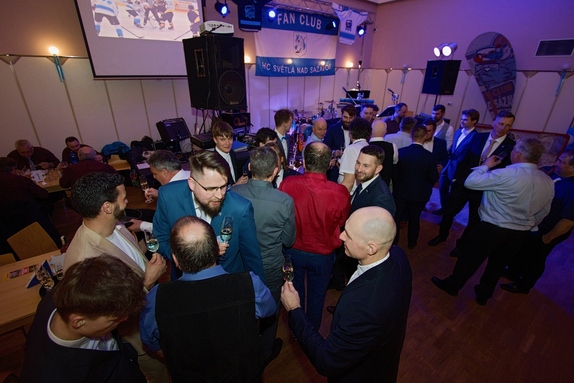 12. hokejový velikonoční ples 5