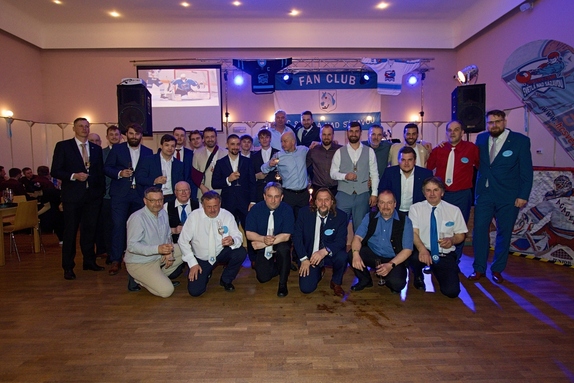 12. hokejový velikonoční ples 6