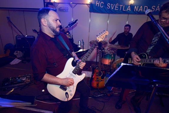 12. hokejový velikonoční ples 29