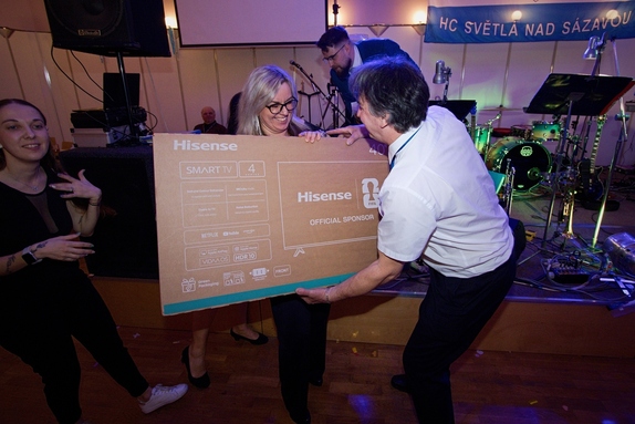 12. hokejový velikonoční ples 42