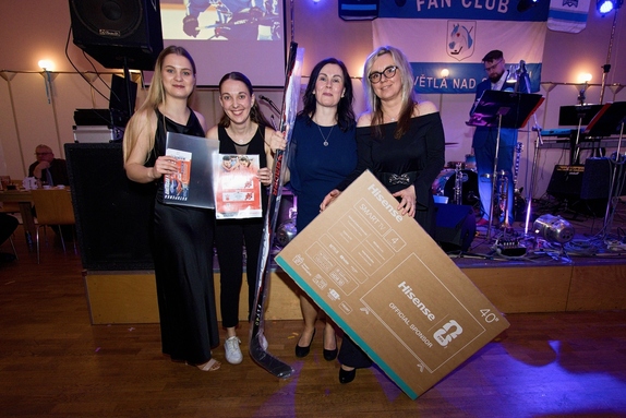 12. hokejový velikonoční ples 45