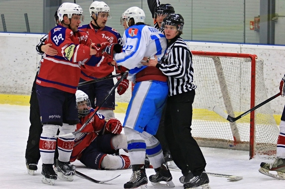 HC Světlá n. S. - HC Hlinsko 8:5 (12.2.2017) 42