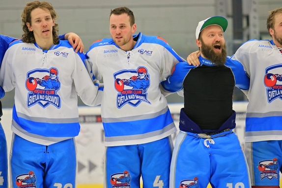 HC Světlá n. S. - HC Hlinsko 8:5 (12.2.2017) 79