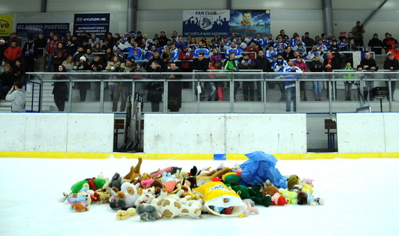 Plyšákový večer 2015 9