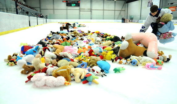 Plyšákový večer 2015 10