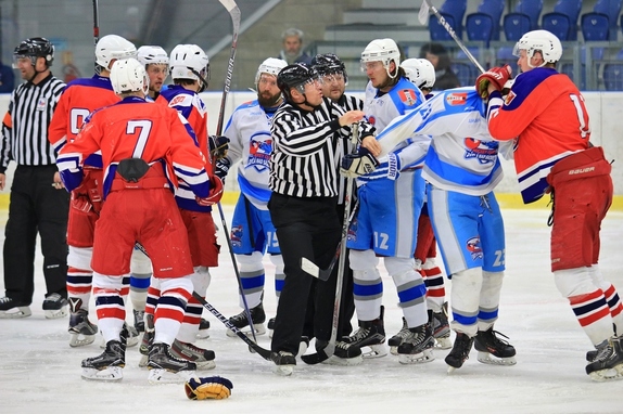 HC Světlá n. S. - BK Havl. Brod B 4:1 (6.12.2017) 