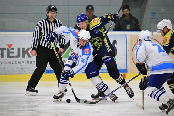 HC Světlá n. S. - HC Choceň 2:4 (5.2.2020) 9