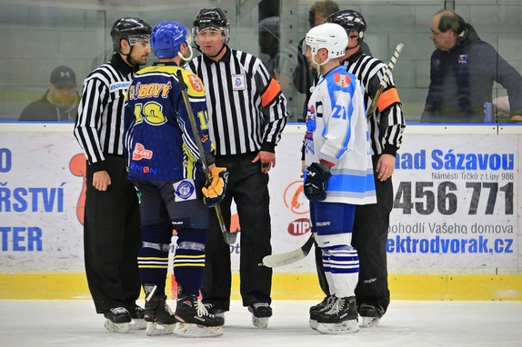 HC Světlá n. S. - HC Choceň 2:4 (5.2.2020) 22
