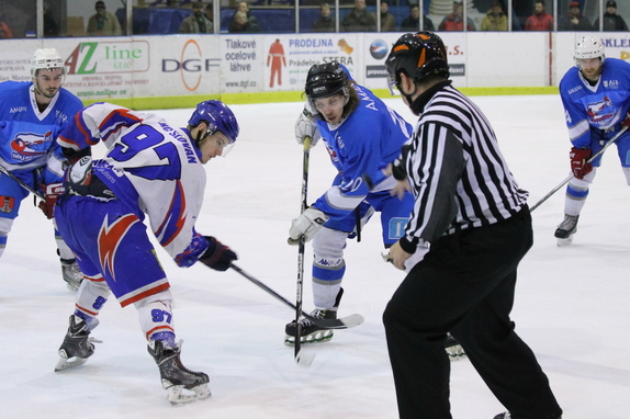 HC Mor. Třebová - HC Světlá n. S. 5:2 (2.3.2016) 6