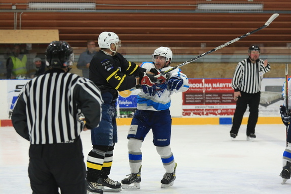 HC Bystřice n. P. - HC Světlá n. S. 0:5 (30.10.202