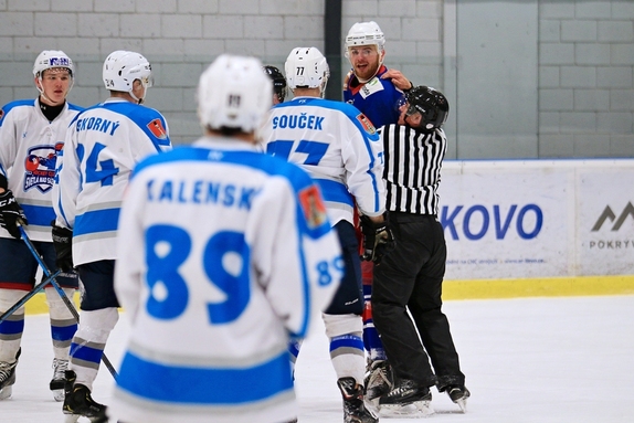 HC Světlá n. S. - SK Telč 4:2 (12.12.2021) 43