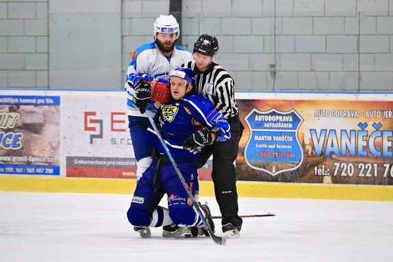 HC Světlá n. S. - HHK Vel. Mez. B 7:1 (15.12.2021)