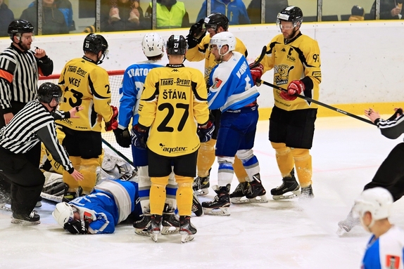 MB hokej - HC Světlá n. S. 5:6 (16.1.2022) 23
